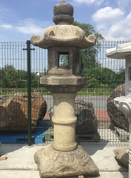 Buy Kasuga Gata Ishidoro, Japanese Stone Lantern for sale - YO01010205