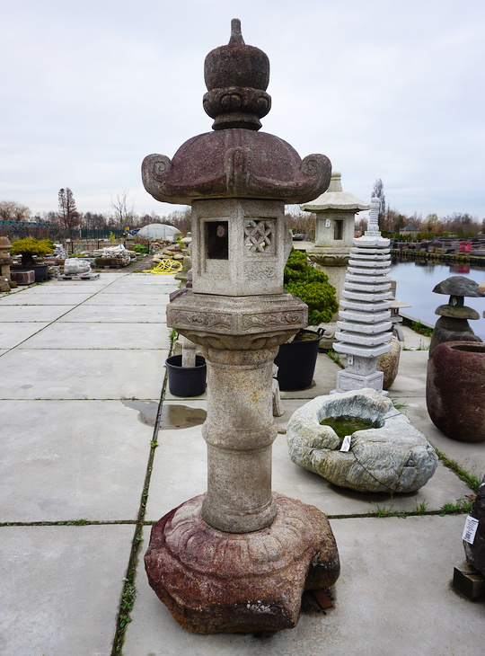 Buy Kasuga Gata Ishidoro, Japanese Stone Lantern for sale - YO01010360