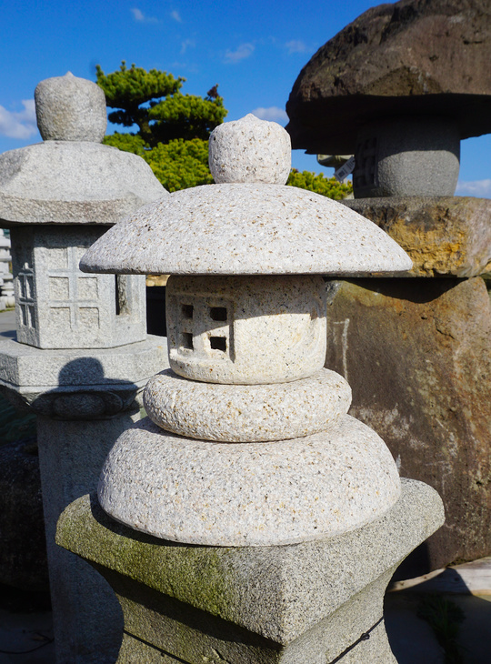 Buy Kodai Tamate Gata Ishidoro, Stone Lantern for sale - YO01020021