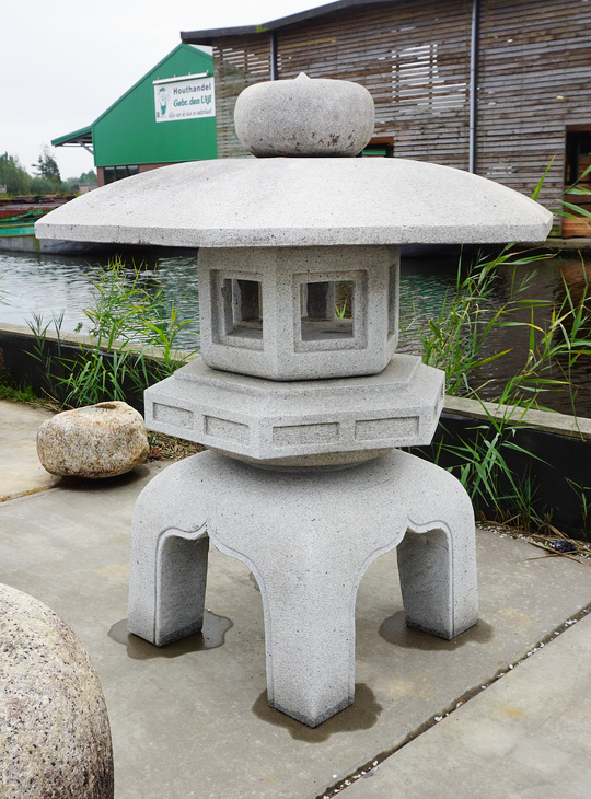 Buy Kodai Yukimi Gata Ishidoro, Japanese Stone Lantern for sale - YO01010331
