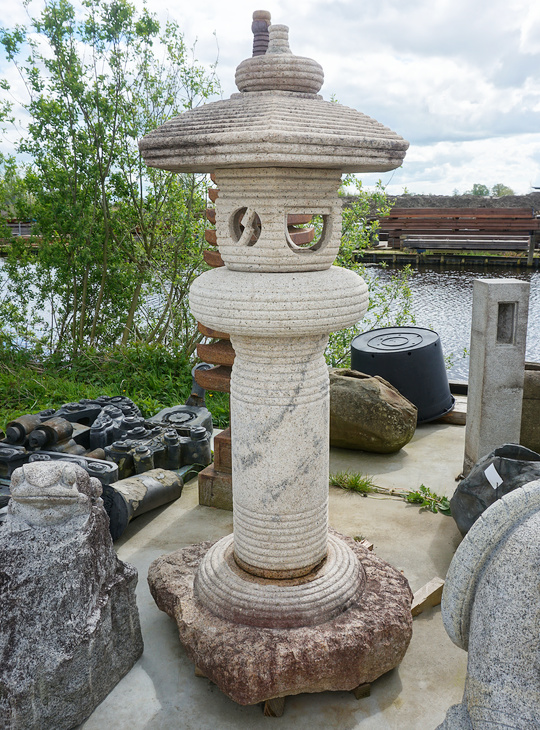 Buy Michikaze Gata Ishidoro, Japanese Stone Lantern for sale - YO01010371