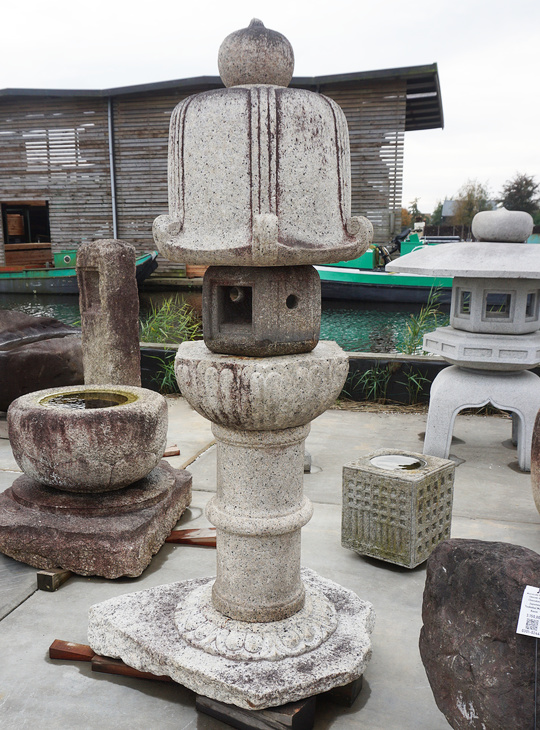 Buy Rikyu Gata Ishidoro, Japanese Stone Lantern for sale - YO01010332