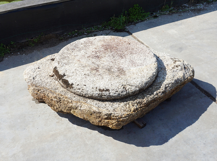 Buy Hirukawa Garan, Japanese Foundation Stone for sale - YO05010132
