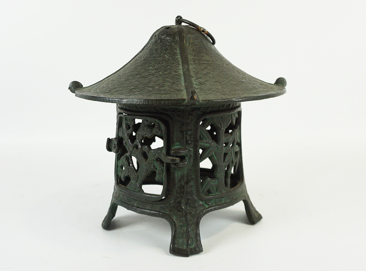Buy Kinoko Tsuridoro, Japanese Antique Metal Lantern for sale - YO23010156